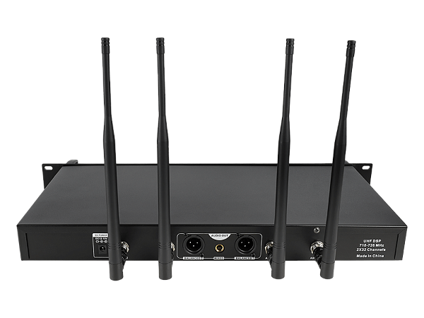 Микрофонная радиосистема Axelvox [DWS7000HT (TD Bundle)] UHF 710-726 MHz, True Diversity, 2 x 32 канала, LCD дисплей, 2х ИК порт, 2 ручных микрофона, 2 силиконовых кольца.