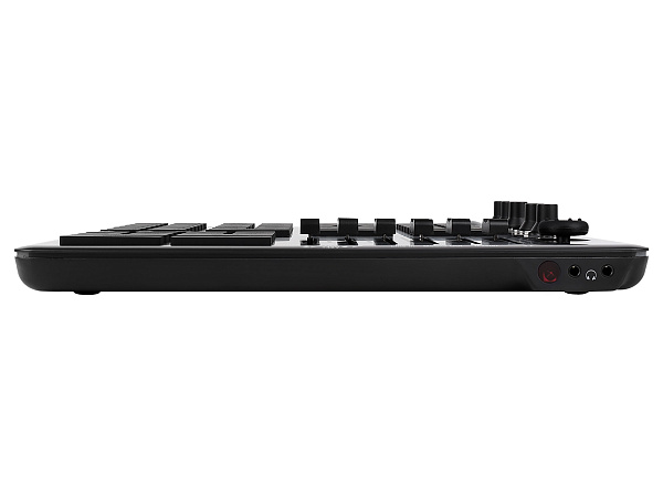 Аудиоинтерфейс USB [110312A2011] Icon [Live Console] для стримов, DSP обработка, фейдеров: 6, энкодеров: 5, дисплеи: 4, XLR микр. вход, 1/4" TRS, 1/4" TS, 1/8" Stereo mini Jack/ 2x1/4" TRS, 1/8" Stereo mini Jack, 2x1/8" Stereo mini Jack, USB-C