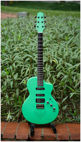NATASHA SEEKER Mint Green - Электрогитара смарт