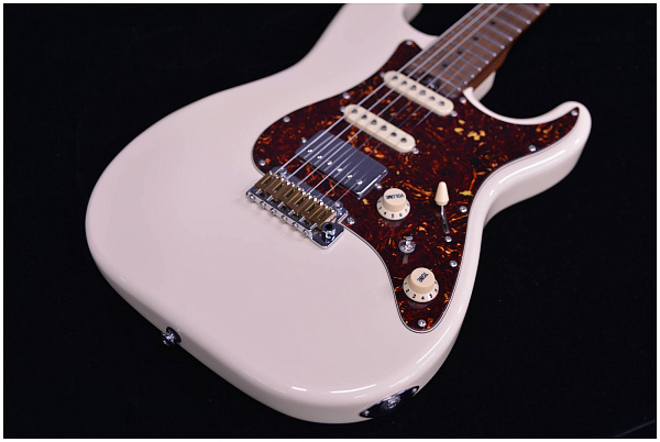 CRAFTER Crema S VVS MP Malty White - Электрогитара шестиструнная