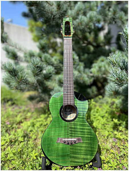 FLIGHT COMET TENOR EQ-A Green - Укулеле тенор