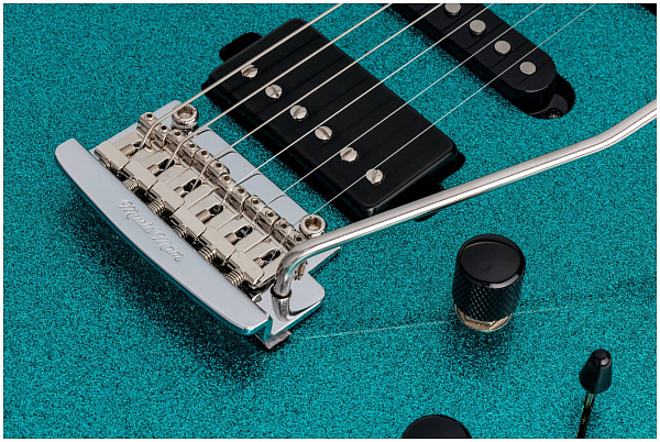 MUSIC MAN H93800 Luke III Sea Water Sparkle - Электрогитара