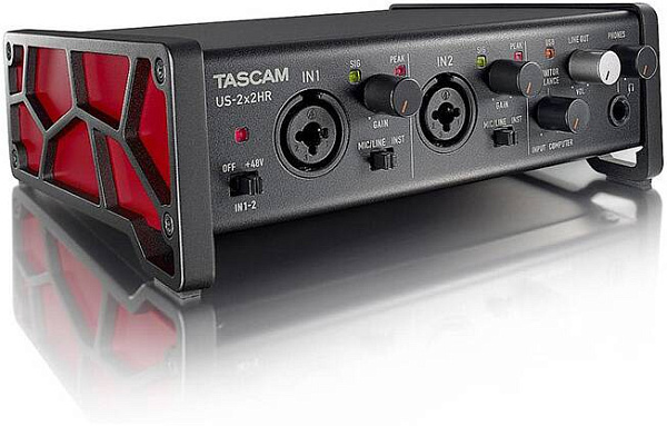 TASCAM US-2x2HR -аудиоинтерфейс USB, АЦП/ЦАП: 24бит/192кГц, USB-C.