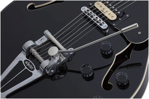 SCHECTER CORSAIR G. BLACK - полуакустическая электрогитара