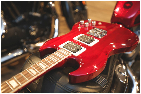 FLIGHT Pioneer Tenor CR - Электроукулеле тенор