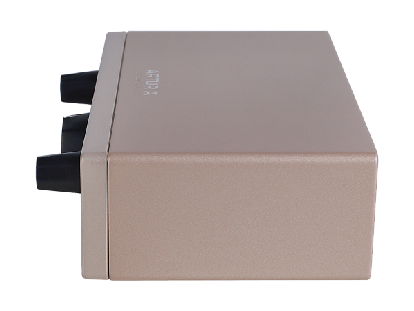 Аудиоинтерфейс USB [800121] Arturia [MiniFuse 1 Champagne] 24бит/192кГц, комбинированный разъем XLR и 6.3 мм для записи инструментов и вокала с фантомным питанием 48 В, выходы на монитор (L/R Jack), выход для наушников