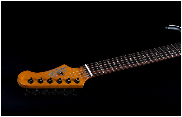JET JS-400 MBK R - Электрогитара шестиструнная