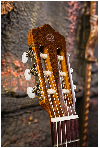 PEREZ 610 Cedar - Гитара классическая 4/4