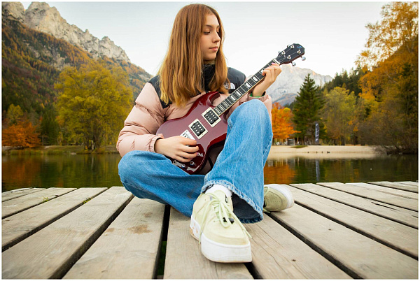 FLIGHT Pioneer Tenor CR - Электроукулеле тенор