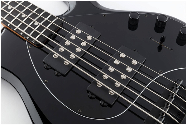 MUSIC MAN H20700 StingRay Special Black - Бас-гитара 5 струн