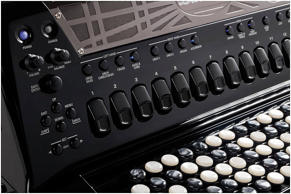 ROLAND FR-8XBD BK - Баян