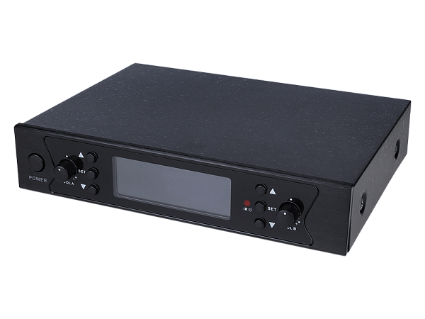 Микрофонная радиосистема Axelvox [DWS7000HT (HT Bundle)] UHF 710-726 MHz, 2 х 32 канала,LCD дисплей, 2х ИК порт, 2 ручных микрофона, 2 держателя на стойку, 2 силиконовых кольца.