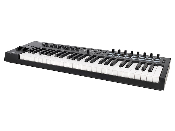 MIDI клавиатура [OXYGENPRO49] M-audio [Oxygen Pro 49] 49 клавиш, 8 энкодеров, 9 фейдеров, 16 пэдов, 12 кнопок управления, колеса высоты тона и модуляции, smart control, auto-mapping, встроенный арпеджиатор, 1/4" Jack вход для педали сустейна, MIDI выход