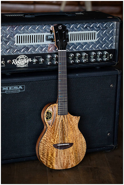 FLIGHT AVIATOR Mango Baritone CE - Укулеле баритон