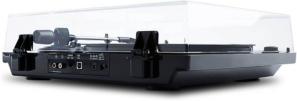 AKAI PRO BT100 - Виниловый проигрыватель