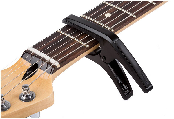 FENDER Phoenix Capo - Каподастр