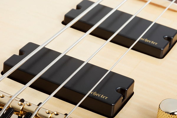 Бас-гитара SCHECTER [OMEN EXTREME-4 GNAT]  4-струнная, корпус: красное дерево, топ: стеганый клен, гриф: клен, накладка: палисандр, 24 лада, цвет Gloss Natural (GNAT)