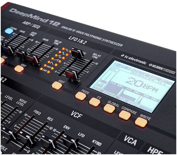 BEHRINGER DeepMind 12 D - Синтезатор аналоговый