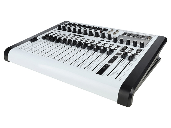 Микшер Intrend [ITMIX-D8-4] цифровой, 12 входов (8 аналоговых, 1 стерео, 2 USB), 2 группы, Bluetooth, USB MP3 плеер,