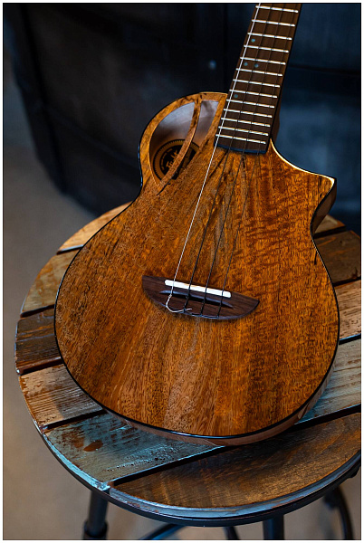 FLIGHT AVIATOR Mango Baritone CE - Укулеле баритон