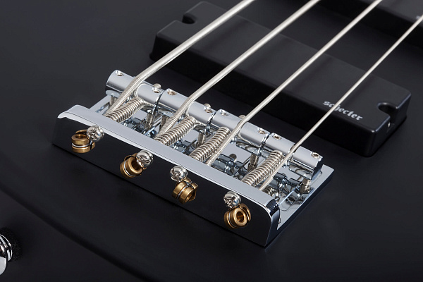 Бас-гитара SCHECTER [C-4 DELUXE SBK]  4-струнная, корпус: липа, гриф: клен, накладка: палисандр, 24 лада, цвет: Satin Black (SBK)