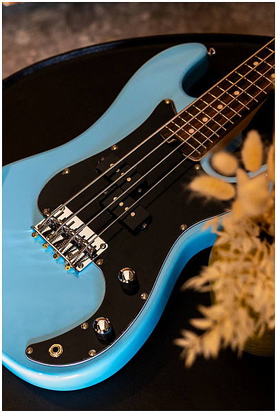 FLIGHT Mini Bass Lite BL - Бас-гитара уменьшенная