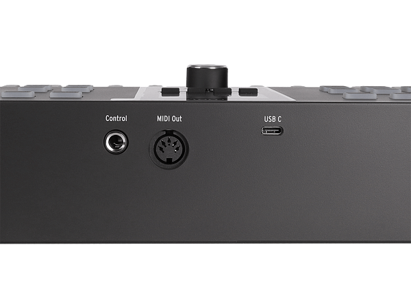 MIDI клавиатура [231542] Arturia [KeyLab Essential 88 mk3 Black] 88 клавиш, LCD дисплей, 9 энкодеров, 8 пэдов, 9 фейдеров, 12 кнопок управления, колеса высоты тона и модуляции, 1/4" Jack вход для педали, MIDI выход, Type-C