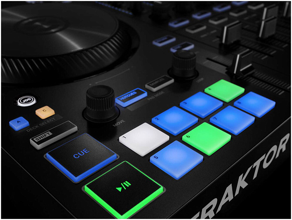 NATIVE INSTRUMENTS Traktor Kontrol S3 - DJ контроллер 4-х канальный, для...