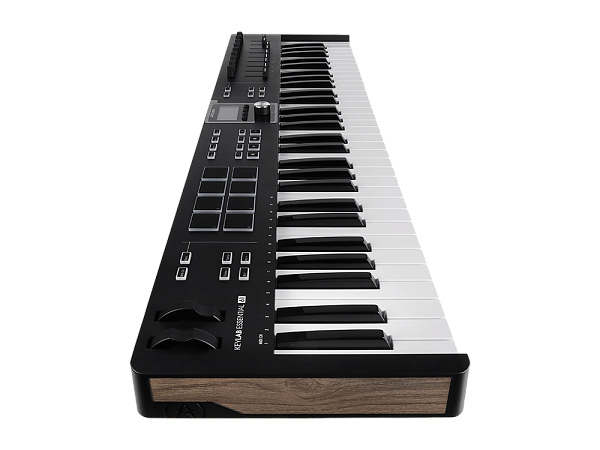 MIDI клавиатура [231532] Arturia [KeyLab Essential 61 mk3 Black] 61 клавиша, LCD дисплей, 9 энкодеров, 8 пэдов, 9 фейдеров, 12 кнопок управления, колеса высоты тона и модуляции, 1/4" Jack вход для педали, MIDI выход, Type-C