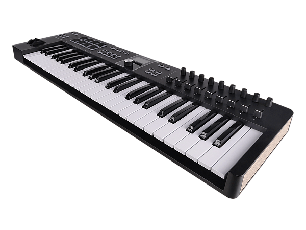 MIDI клавиатура [231522] Arturia [KeyLab Essential 49 mk3 Black] 49 клавиш, LCD дисплей, 9 энкодеров, 8 пэдов, 9 фейдеров, 12 кнопок управления, колеса высоты тона и модуляции, 1/4" Jack вход для педали, MIDI выход, Type-C