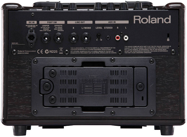 ROLAND AC-33-RW - Комбоусилитель для акустической гитары