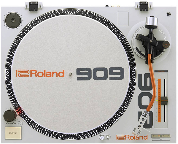 ROLAND TT-99 - Виниловый проигрыватель