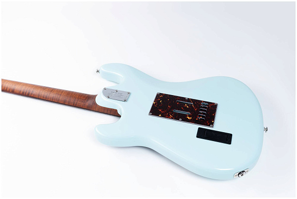 MUSIC MAN H01972 Cutlass SSS Tremolo Powder Blue - Электрогитара