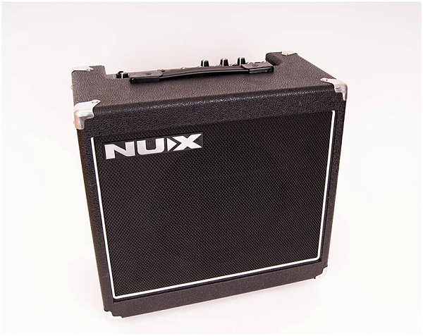 NUX Mighty 30SE - Комбоусилитель для электрогитары
