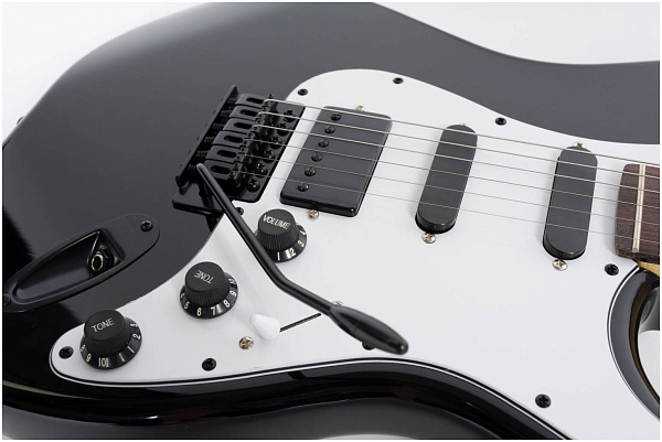 ROCKDALE DS-ST112-BK - Электрогитара