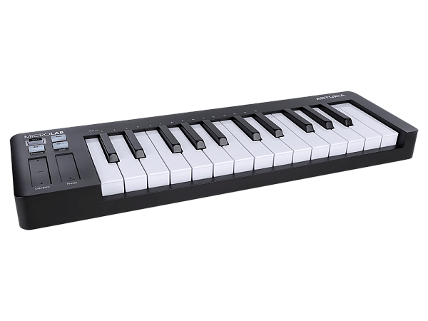 MIDI клавиатура [231512] Arturia [MicroLab 3 Black] 25 клавиш, чувствительных к скорости нажатия, сенсорные полосы pitch и modulation, режим игры аккордами, разъем для подключения педали, type-c, ПО: Analog Lab Intro, Ableton Live Lite. Цвет - черный.