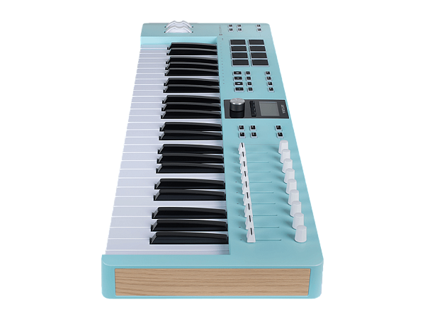 MIDI клавиатура [231524] Arturia [KeyLab Essential 49 mk3 Aquamarine] 49 клавиш, LCD дисплей, 9 энкодеров, 8 пэдов, 9 фейдеров, 12 кнопок управления, колеса высоты тона и модуляции, 1/4" Jack вход для педали, MIDI выход, Type-C