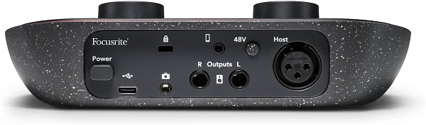 FOCUSRITE Vocaster One Podcast - USB аудио интерфейс