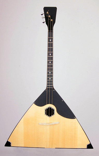 F204 Балалайка альт, 3-струнная, 3-й категории, Doff