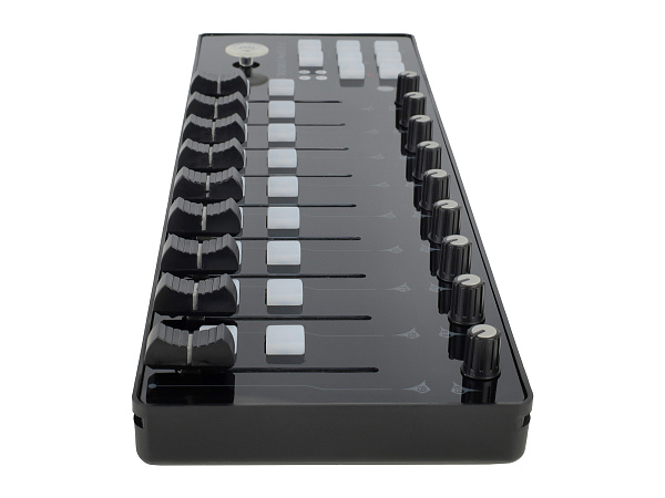 MIDI контроллер [10105100054] Icon [iControls] USB MIDI контроллер, 9 фейдеров, 18 кнопок, 9 энкодеров, джойстик, кнопка "Сцена" для настройки 4-х пресетов, 6 кнопок транспорта, разъем USB Mini-B, разъем USB-A