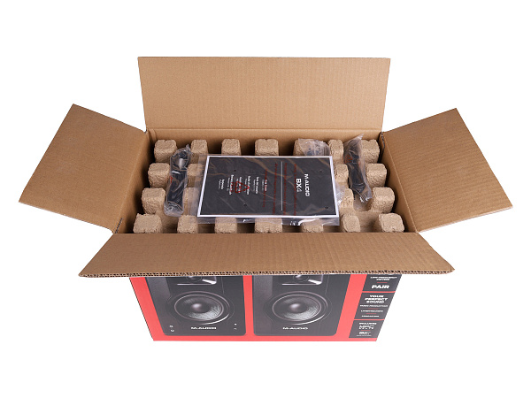 Акустическая система [BX4PAIRXEU] M-audio [BX4 (пара)] (активный+пассивный), 2-х полосные, 25 Вт, 69-22000 Гц, д4,5"+1" входы: 2x1/4" линейный вход, 2xRCA линейный вход