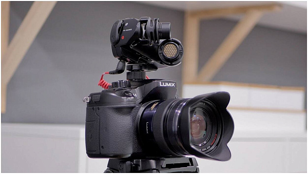 RODE STEREO VIDEOMIC X стерео накамерный микрофон вещательного класса