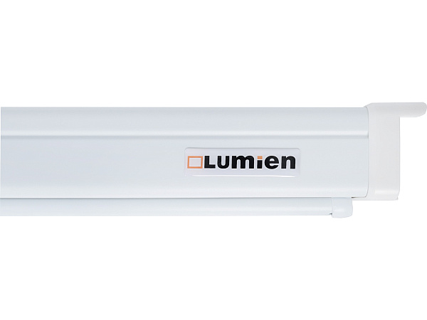 [LMP-100111] Настенный экран Lumien [Master Picture] 206х274 см (раб.область 198х266 см) (131") Matte White FiberGlass (белый корпус) черн. кайма по периметру, возможность потолочн./настенного крепления 4:3