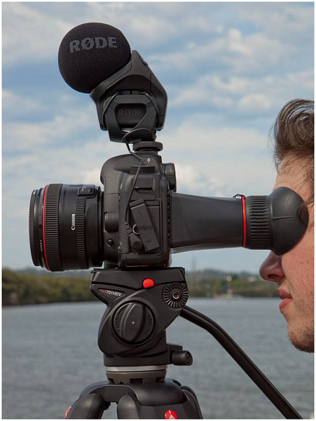 RODE STEREO VIDEOMIC стерео накамерный микрофон для использования совместно...
