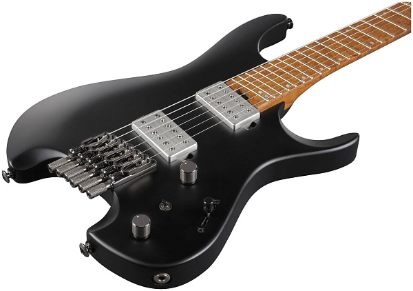 IBANEZ QX52-BKF безголовая электрогитара, 6 струн, HH, наклонные лады,...