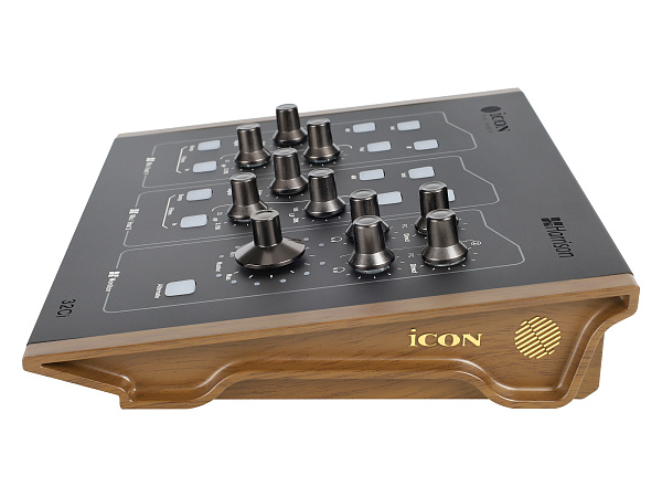 Аудиоинтерфейс USB [110313A3001] Icon [Harrison 32Ci] предусилитель микрофонный с USB аудио интерейсом, АЦП/ЦАП: 24 бит/192 кГц, 20-20000 Гц, 125 дБ, S/N: -125 дБ, 2xCombo XLR/TRS, 2x1/4" TRS/ 4x1/4" TRS, MIDI, ADAT Toslink, USB-C