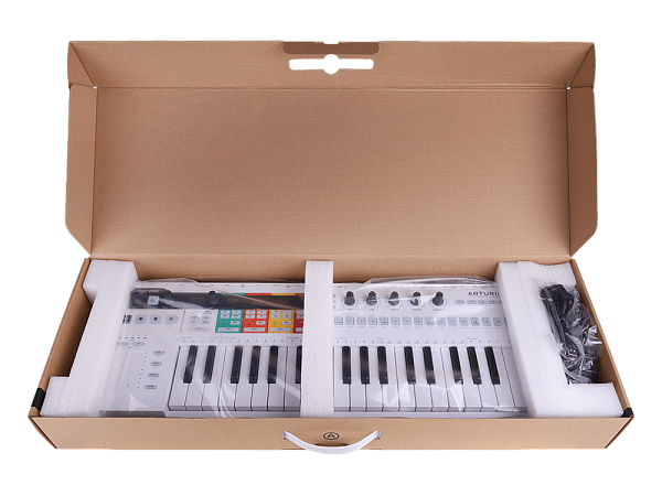 MIDI клавиатура [430211] Arturia [KeyStep Pro] 37 клавиш, 4-дорожечный секвенсор до 64 шагов, 4 группы разъемов для работы с аналоговым оборудованием и модулями, 24-частный секвенсор ударных, арпеджиатор, разъемы MIDI In/Out, Sync In/Out, CV/Gate Outs