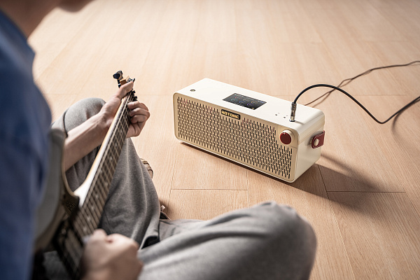 Моделирующий усилитель Hotone [Pulze (Luna)] с Bluetooth, цвет белый