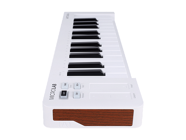 MIDI клавиатура [231511] Arturia [MicroLab 3 White] 25 клавиш, чувствительных к скорости нажатия, сенсорные полосы pitch и modulation, режим игры аккордами, разъем для подключения педали, type-c, ПО: Analog Lab Intro, Ableton Live Lite. Цвет - белый.