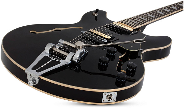 SCHECTER CORSAIR G. BLACK - полуакустическая электрогитара